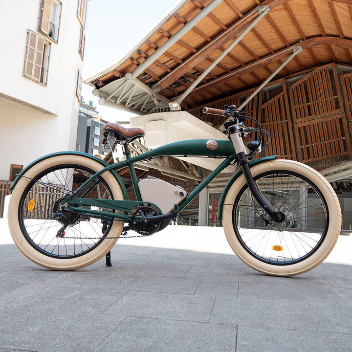 Clubman E-Bike with Lights, Leather Bag, Set up Assistance and First Year Inspection