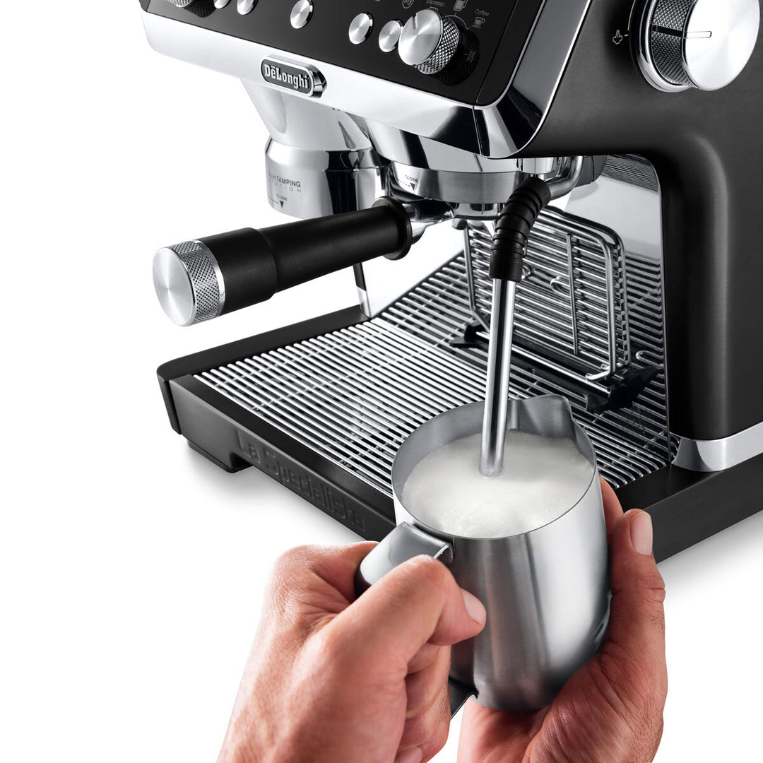 De’Longhi La Specialista Prestigio Bean to Cup Coffee Machine in Black, E9355.BM