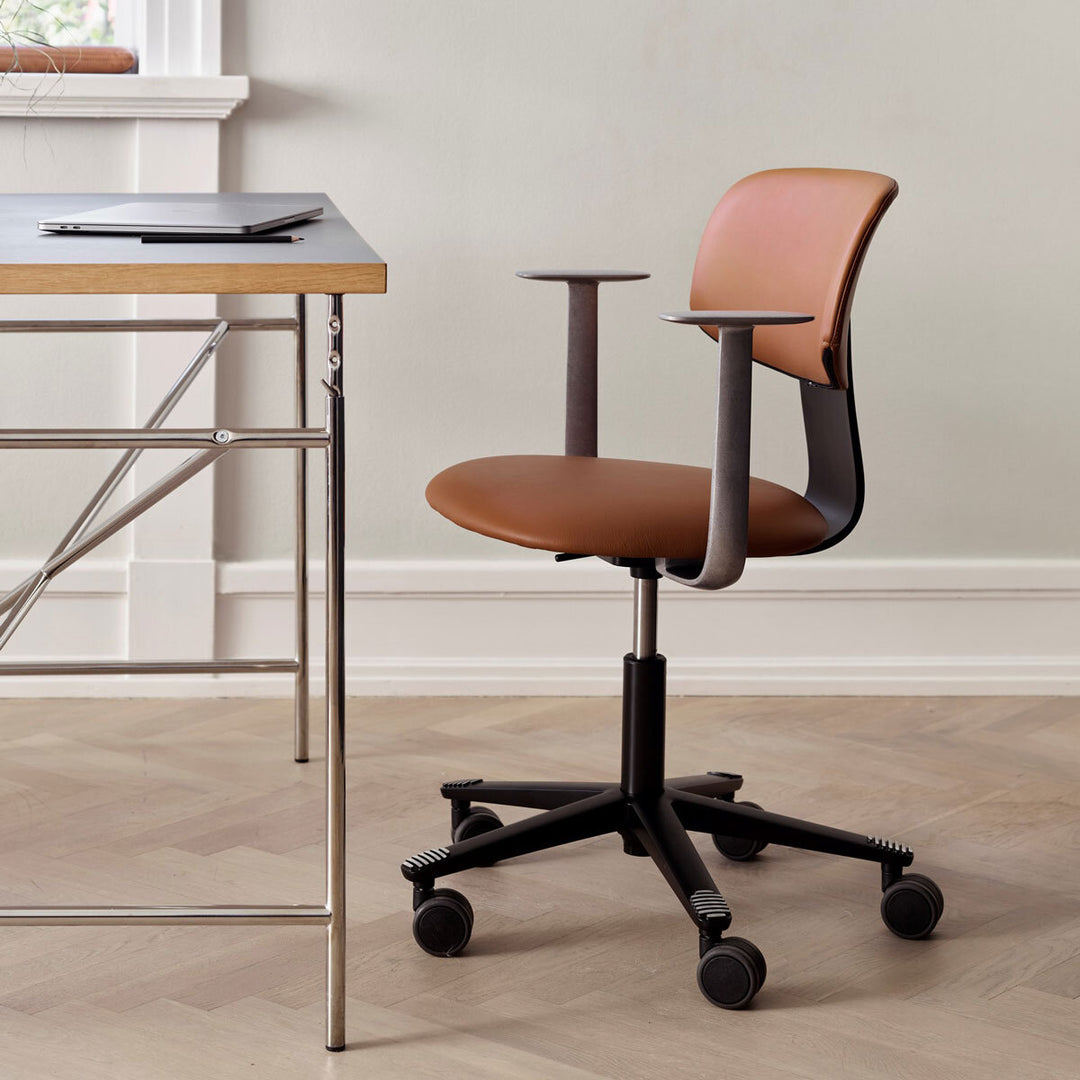 Tion 2160 Office Chair, Cognac Leather