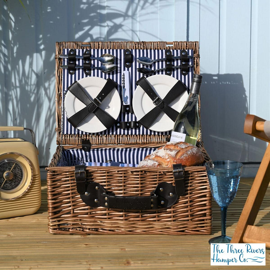 Three Rivers 4 Person Picnic Basket